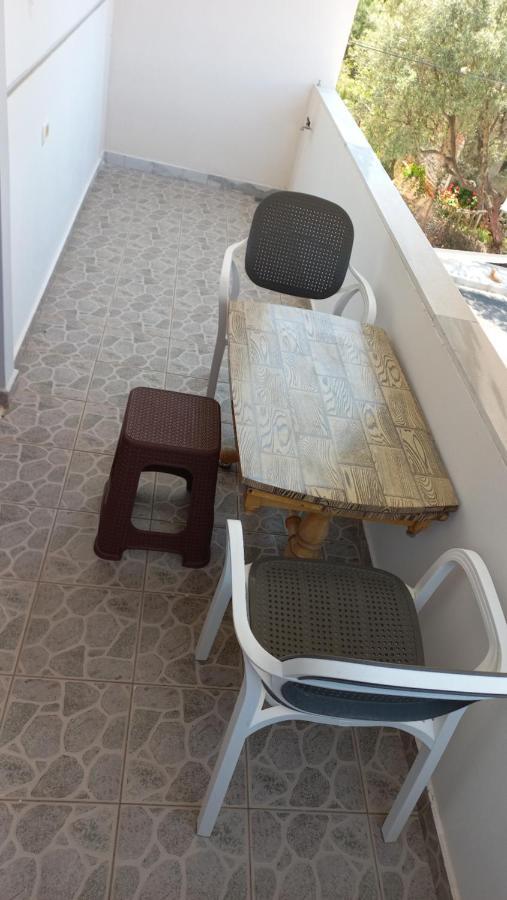 Vila Avni Likometi Ksamil Habitación foto