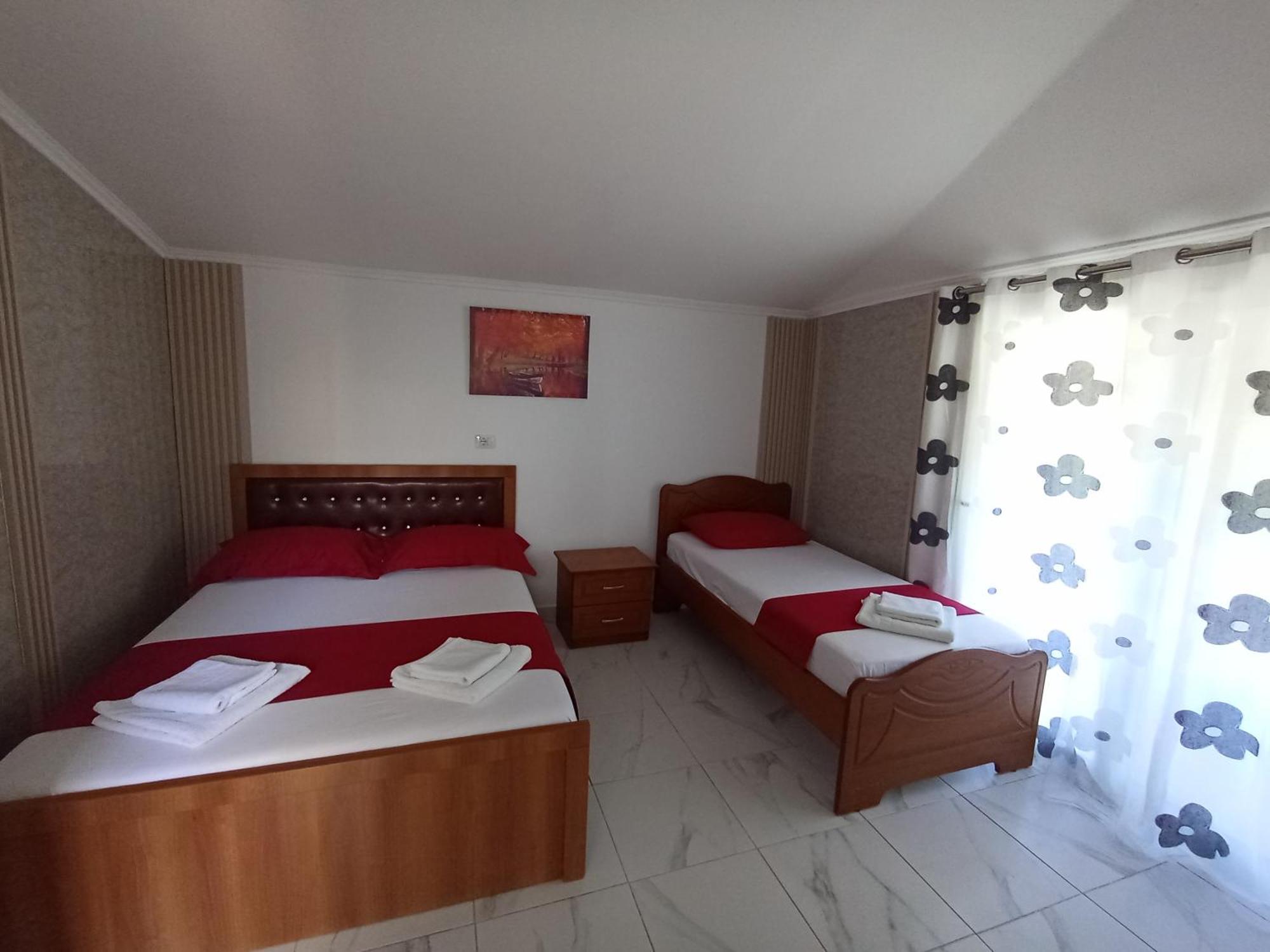 Vila Avni Likometi Ksamil Habitación foto